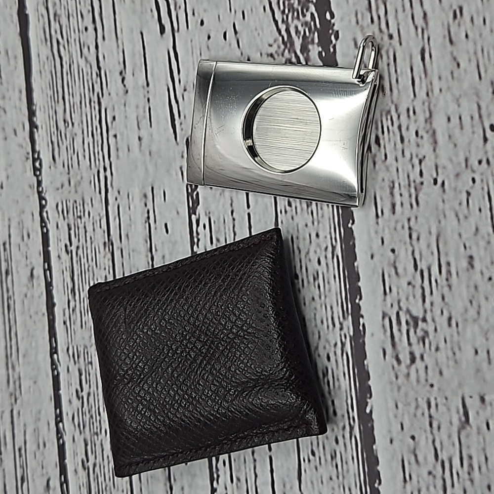 RARE Louis Vuitton Cigar Cutter - Picture 4 of 4